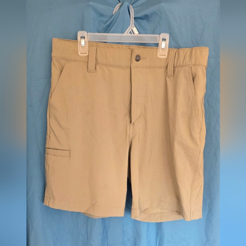 Carhartt Men's Tan Cargo Shorts